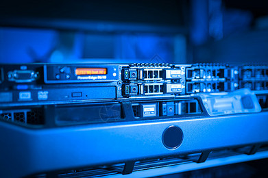 服務器提供服務 計算機網絡技術的核心支柱